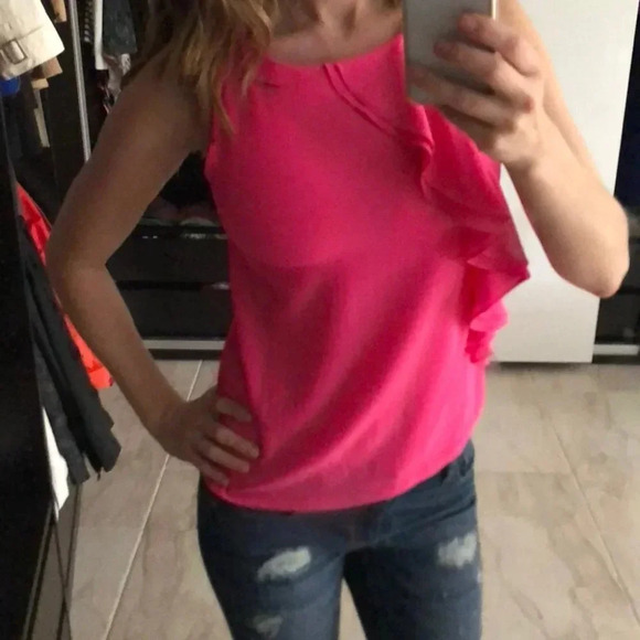 Pink ruffle tank from Bloomingdales - Picture 3 of 9